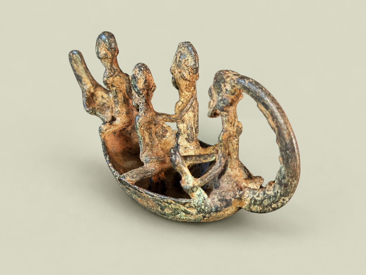 Small Dogon Canoe with People – African Bronze – Handmade in Mali