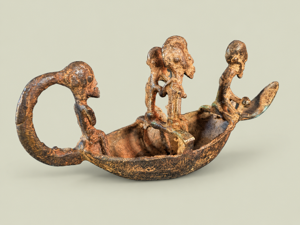 Small Dogon Boat with Figures – African Bronze – Handmade in Mali