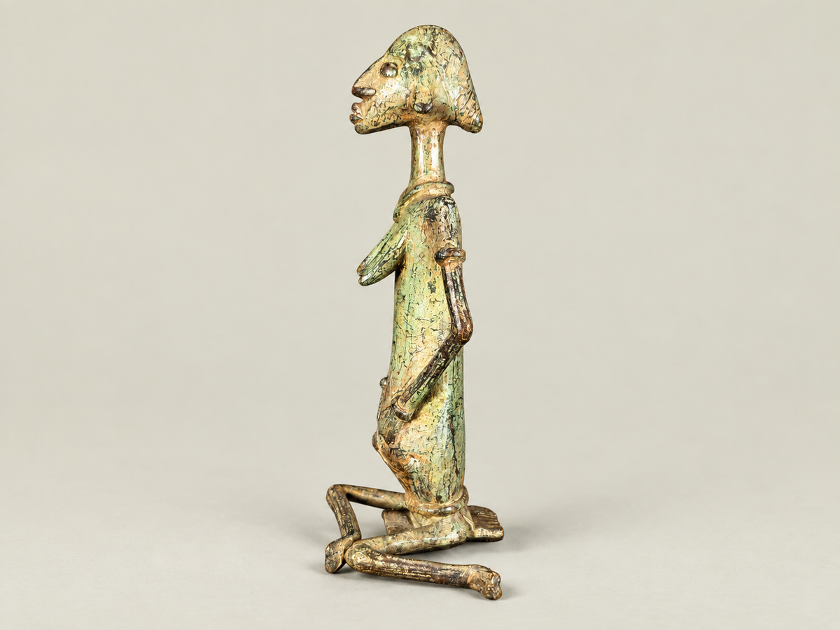Dogon Kneeling Woman Figure – African Bronze – Handmade in Mali