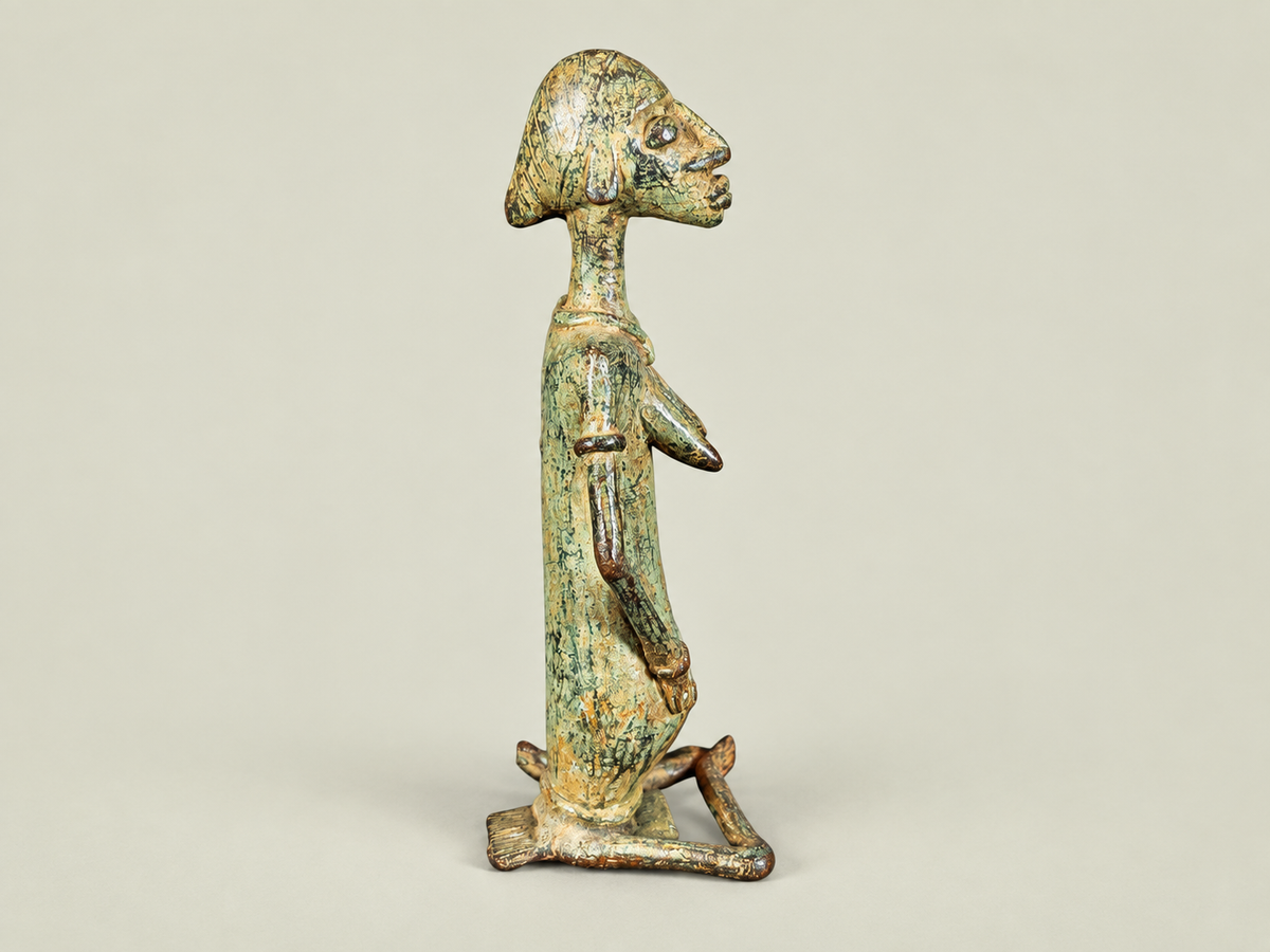 Dogon Kneeling Woman Figure – African Bronze – Handmade in Mali