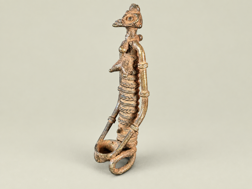 Dogon Woman with Cup – African Bronze – Handmade in Mali