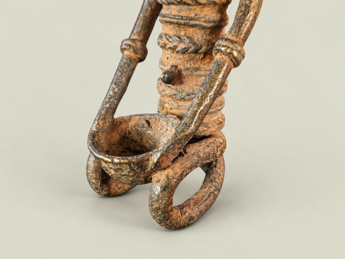 Dogon Woman with Cup – African Bronze – Handmade in Mali