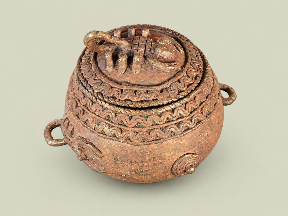 Dogon Bronze Cup with Scorpion Lid – African Bronze – Handmade in Mali