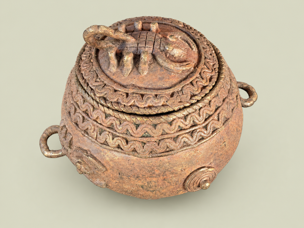 Dogon Bronze Cup with Scorpion Lid – African Bronze – Handmade in Mali