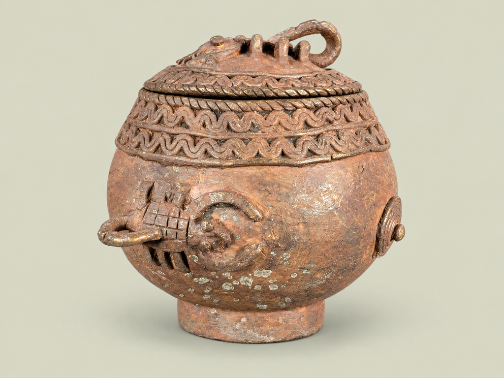 Dogon Bronze Cup with Scorpion Lid – African Bronze – Handmade in Mali