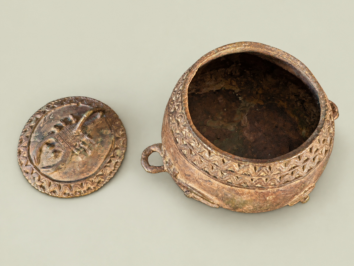 Bronze Dogon Cup with Sculptural Lid – African Bronze – Handmade in Mali