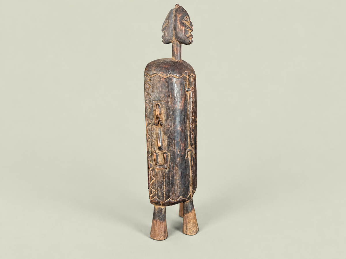 Dogon Pharmacopoeia Box with Carved Figures – Hand-Carved Wood – Handmade in Mali