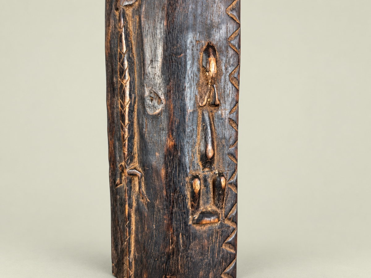 Dogon Pharmacopoeia Box with Carved Figures – Hand-Carved Wood – Handmade in Mali